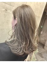 キー(kｅｙ)&nbsp;グレージュ