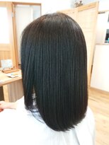 美容室 ユルウ(yuluu)&nbsp;サイエンスアクアストレート