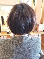 ルークス 中央林間(LOOOKS)&nbsp;40代50代からのくせ毛を活かした前下がりボブ