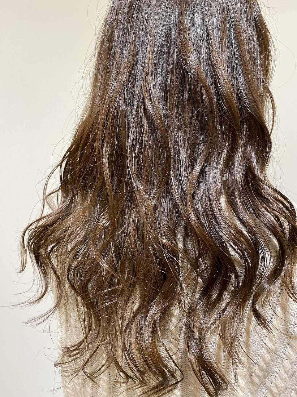 あるさん専用 縦ロール 前髪控えめ 2025最新】間違いない！ おしゃれな髪型「長さ別24選」 | 美的.com