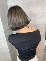 アンダーバーホワイト 京橋店(_WHITE) 切りっぱなしスタイル