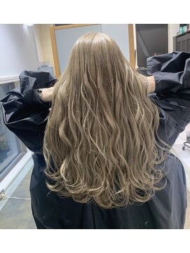 ジゼル(GiseL) ミルクティーベージュ