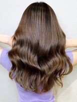 キューミー(Qmee)&nbsp;前髪パーマ/韓国くびれミディ/カーキグレージュ/モテ髪/