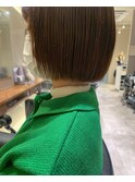 プレミアム縮毛矯正でツヤツヤぱつっとボブスタイル
