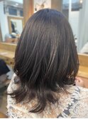 【中野莉子】 20代30代グレージュ外ハネくびれミディ
