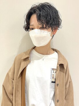 ワッカ(wacca) センターパート パーマスタイル