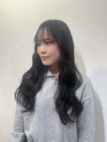 クク(coucou)&nbsp;ウェーブヘア×暗髪ロング