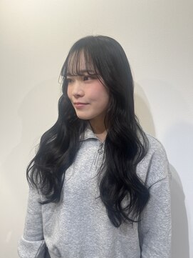 クク(coucou) ウェーブヘア×暗髪ロング