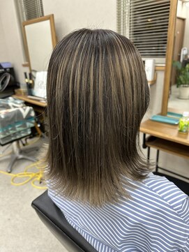 ブレストハコダテ(BLESSED HKD) 大人可愛い小顔バレイヤージュ外ハネくびれヘア20代30代40代◎