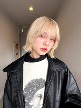 イロウ 山口どうもん店(IROW)&nbsp;ダブルカラー　ケアブリーチ　ホワイトカラー　ボブ【山口】