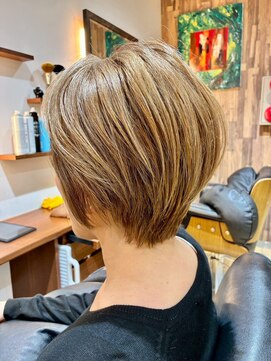 大人ショート髪質改善白髪染めハイライト20代30代40代元町中華街