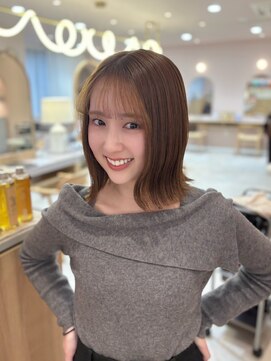 メルク ユニ(merc.uni) 小顔寒色ベージュカラー12.17