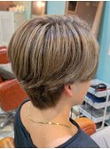 メンズハイライトスタイル　甘く見えるような仕上がり