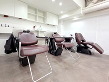 Lee天王寺-ブリーチ ブリーチなしダブルカラー 髪質改善-【8月1日NEW OPEN(予定)】の雰囲気( 心も髪も満たされ、思わず眠ってしまう癒しのシャンプー空間)