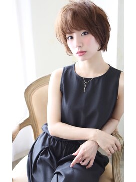 ロジェ(loje) 【北欧風】大人かわシルエットのショートボブスタイル☆