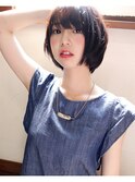 大人シルエットの小顔ショート