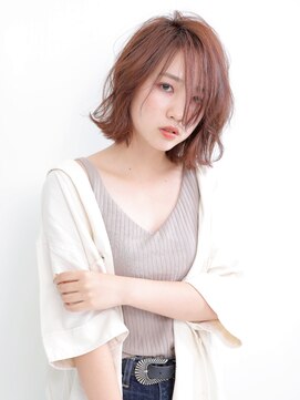 ジジ(GIGI) 女っぽ切りっぱなしボブ