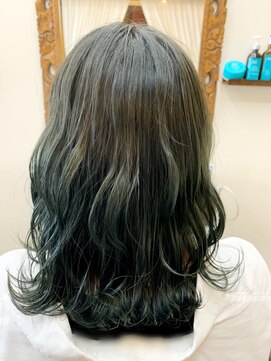 パチャールヘアー(PACAR HAIR) グリーングラデーションカラー