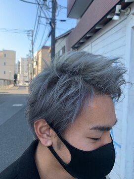 リッカヘアー(Ricca hair) ツーブロックアップバングホワイトアッシュメンズショート