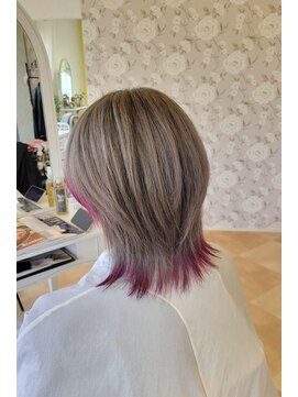 キティ(KITTY) ウルフカット/ダブルカラー/裾カラー