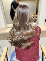 ルル(loulou)&nbsp;loulouルル　ブリーチなしくすみベージュ艶ロング　天神南/薬院