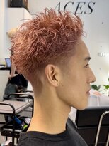 エース(ACES)&nbsp;スパイキーショート×シャンパンゴールドカラー×短髪刈り上げ