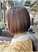 日常に溶け込む、さりげないおしゃれ◎白髪染めハイライト