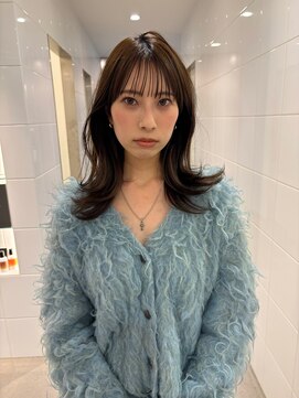 レイヤーカット/くびれヘア/ハイレイヤー/顔まわりカット