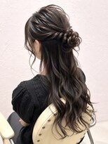 フッタ(Futta)&nbsp;新宿結婚式ロープ編みハーフアップ【西武新宿駅】【駅近】
