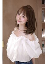ヴィヴィッド オモテサンドウ(ViViD omotesando)&nbsp;好きな人に褒められる！王道モテミディ