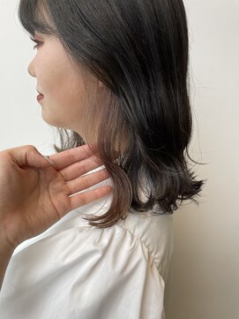 ロックス バイ マグ 松本(rocks BY MAG) 10代20代/大人かわいい艶感グレージュ/インナカラーくびれミディ