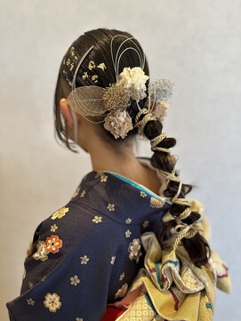 サロンドポプリ 志都美(salon de poupuri) 成人式ヘアー