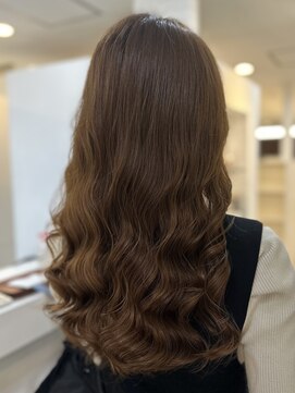 ラウレア(LAULEA) コテ巻き風パーマ/デジタルパーマ/韓国風パーマ/艶パーマ/パーマ