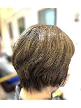 ヘアー グリーン(hair green) ゆるふわショートボブ/くせ毛ふんわりショート/40代50代60代