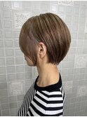 大人ベージュショート