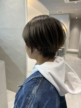 カケル(×.) 大人ショートボブ/マロンベージュ