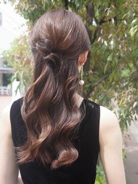 ビュートリアム 福岡(BEAUTRIUM) 大人のお呼ばれハーフアップ