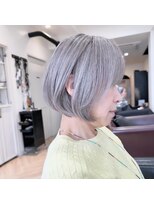 ハーツ(Heart's) 白髪ぼかし/イメチェンヘアスタイル/前髪カタログ/ショートボブ