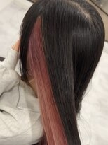 アールシリウス(R,SIRIUS)&nbsp;ピンク色のイヤリングカラー