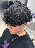 再現性高い波巻きスパイラルパーマ×刈り上げマッシュ