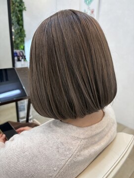 シーン(SCENE) 似合わせカット/ショートボブ/髪質改善/透明感カラー