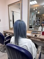 ヘアサロン プラス アーティスタ(hair salon + artista)&nbsp;ブルーシルバー