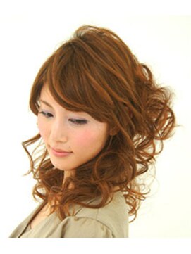 ゲッカビジン(GEKKABIJIN) フワフワボリュームハーフアップ《ヘアセット&着付 GEKKABIJIN》