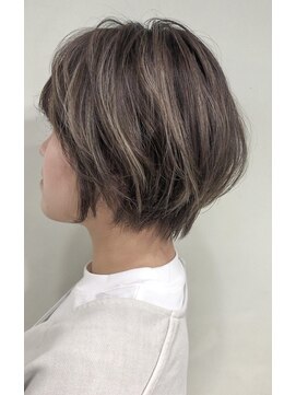 サロンドミルク 溝の口店(salon de MiLK) ハイライト丸みショート