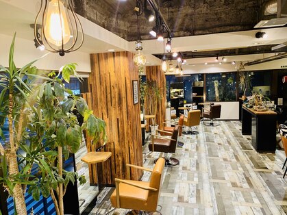 アンバー ヘアー クリエイト(Amber Hair Create)の写真