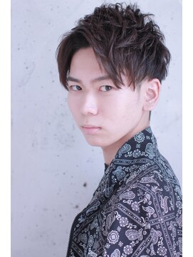 アドール(ADOR) 前下がり、刈り上げ、スパイラルパーマ、マッシュ