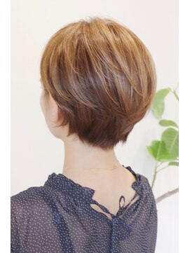 アイ(I.) 【 Ｉ. 】襟足スッキリショート　川口