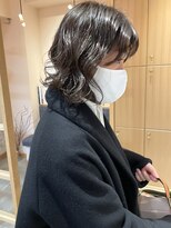 スムーク(smuk)&nbsp;【smuk】ウェーブボブ/アッシュグレー