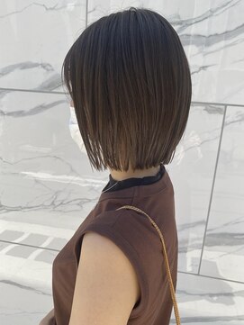 ブリス(VLISS) ナチュラルストレートボブ