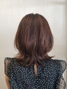 ヘアサロンアンドカフェ エイチプラス(H plus) ミディアムウルフ